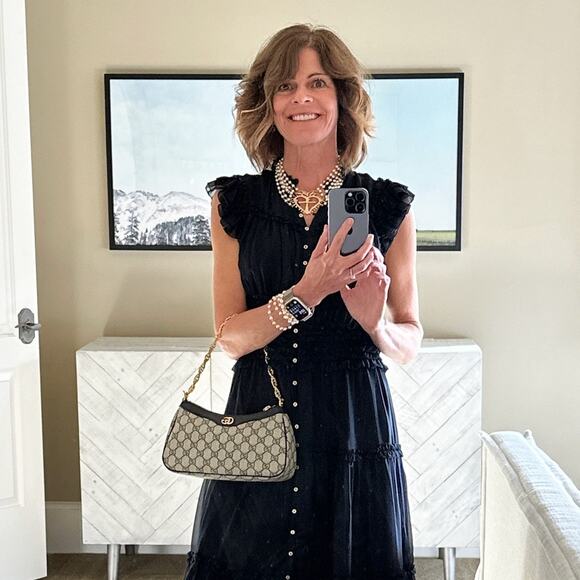 VIRGINS SAINTS & ANGELS VSA La Queen Collar in Cream Pearl & Gold - Picture 4 of 9